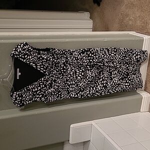 MaggyLondon faux wrap black/white dress